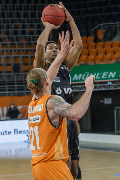 率不足五成 率不足五成