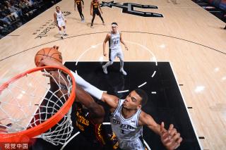 和篮板争抢